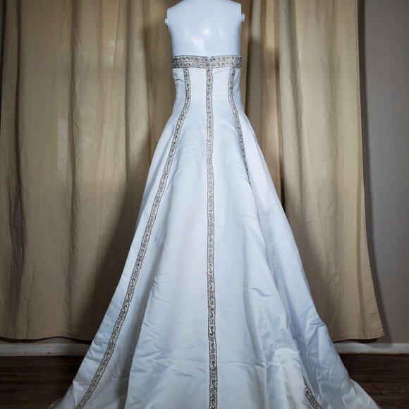 Vintage 80s train length beaded strapless wedding - Picture 2 of 11